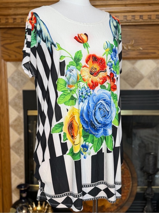 Gabriel Ye Tops - Gabriel Ye Women's Floral Stripe Tunic Top - Floral Multicolor Women’s M/L